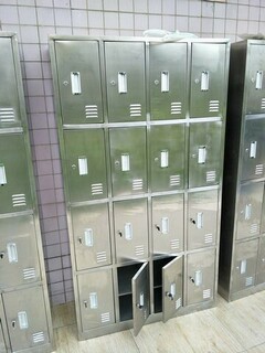 不锈钢员工柜